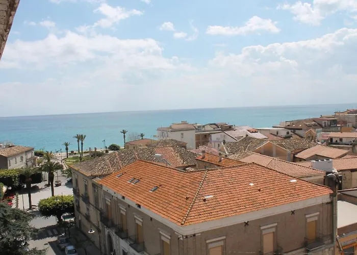 Mediterraneo Hotel 4*