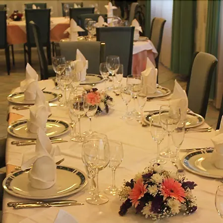 Hotell Mediterraneo 4*