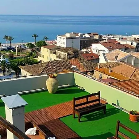 Mediterraneo 4*