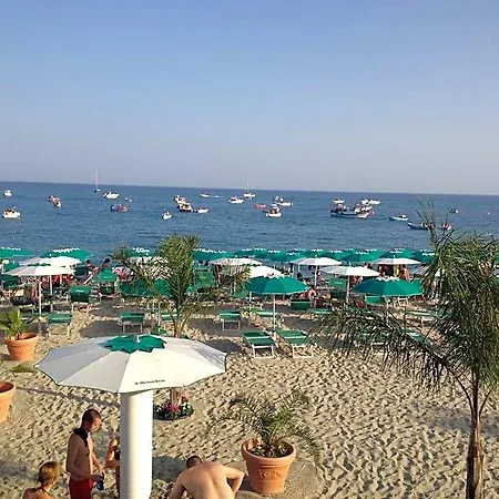 Mediterraneo מלון רוצ'לה איוניקה