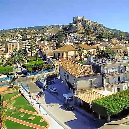 מלון Mediterraneo