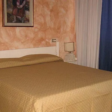 Hotell Mediterraneo Roccella Ionica
