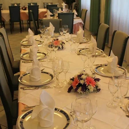 Mediterraneo Hotel 4*